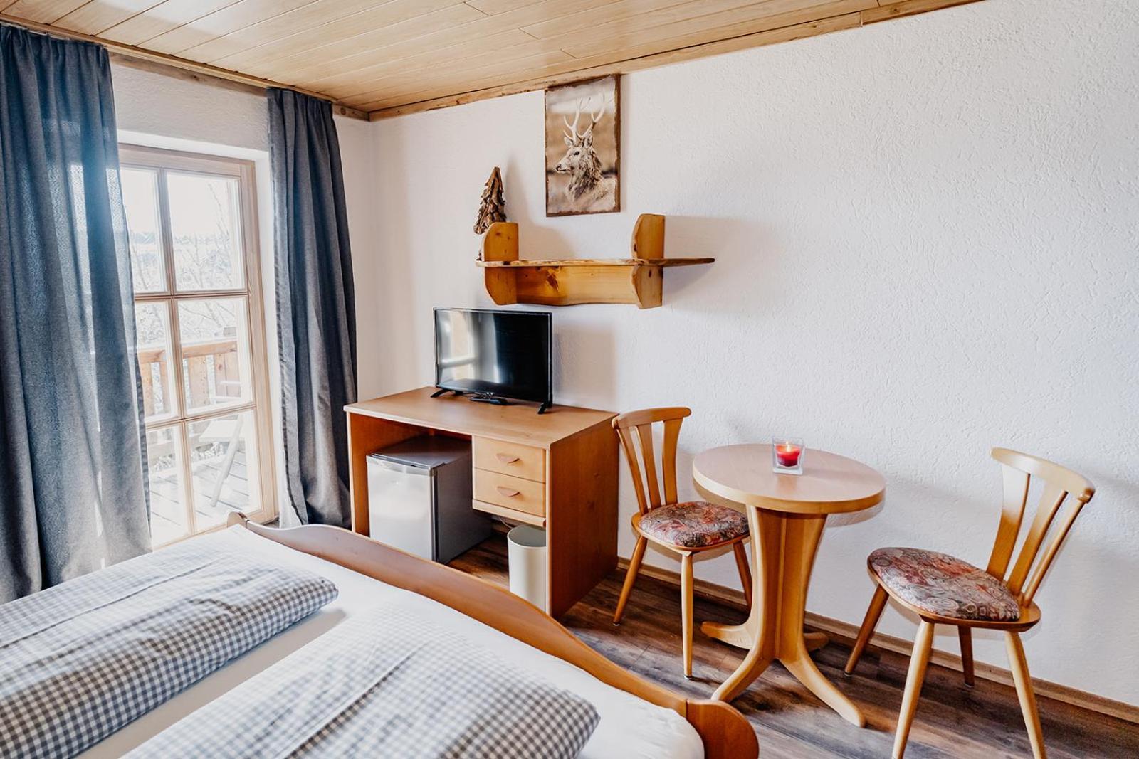 Landhotel Zum Matthiasl Bischofsreut エクステリア 写真